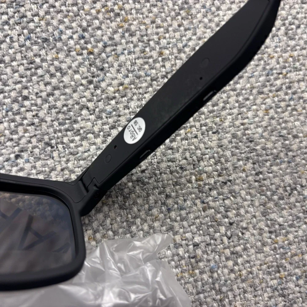 Oho Sunshine Smart Glasses 5.2 Wireless Elite Model w Case & Cloth Black